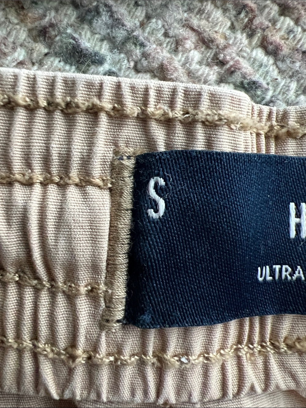 Hollister Women's Khaki Cargo Drawstring Shorts - Picture 3 of 7